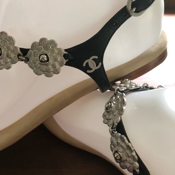 Chanel sandals - Picture 2 of 6